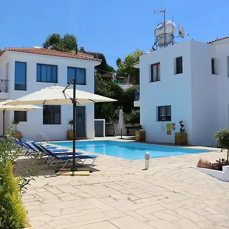 Apartament Julipapas Gardens *