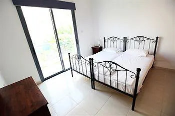 Julipapas Gardens Appartement