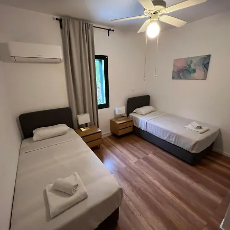 Apartament Julipapas Gardens *