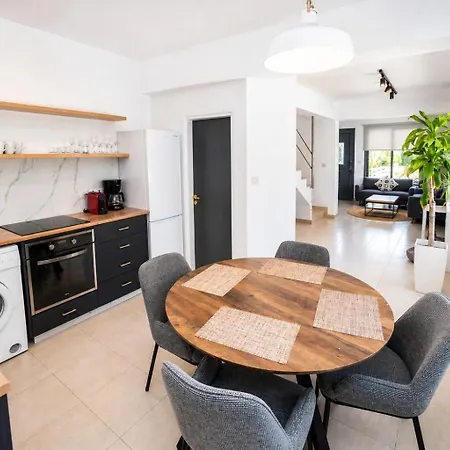 Apartament Julipapas Gardens Pafos