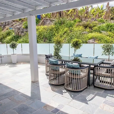 Julipapas Gardens