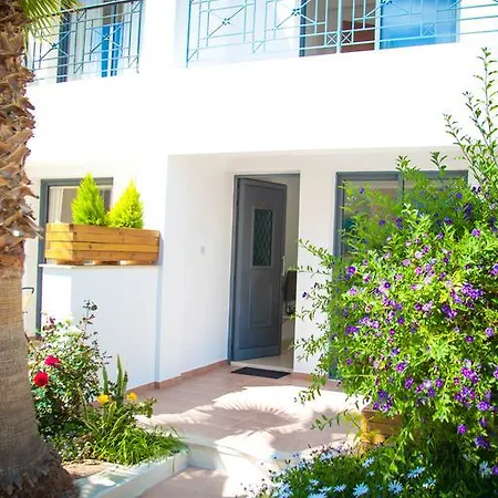 Julipapas Gardens *