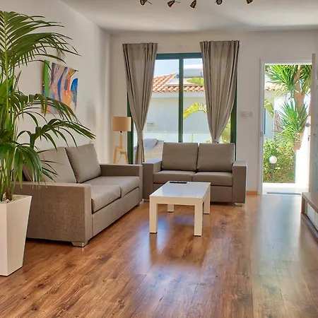 Apartamento Julipapas Gardens