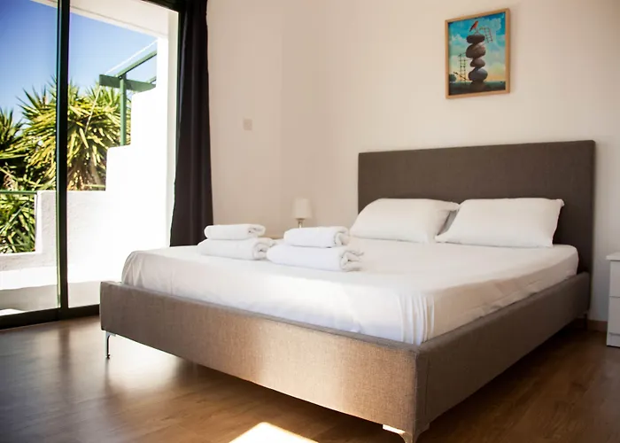 Julipapas Gardens Apartment *